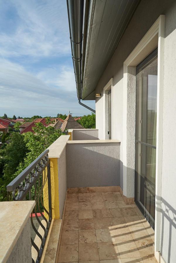 Sun House Residence Тимишоара Экстерьер фото